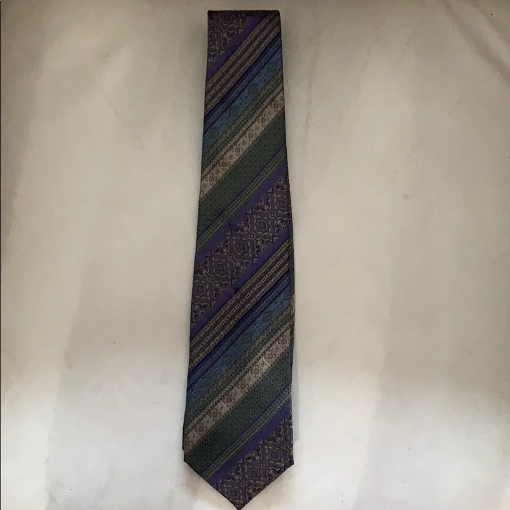Ralph Lauren Purple Label Hand Made Printed  Tie.
